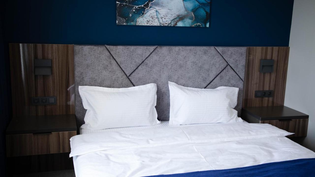 Hotel Zodiac à Atyraū Extérieur photo