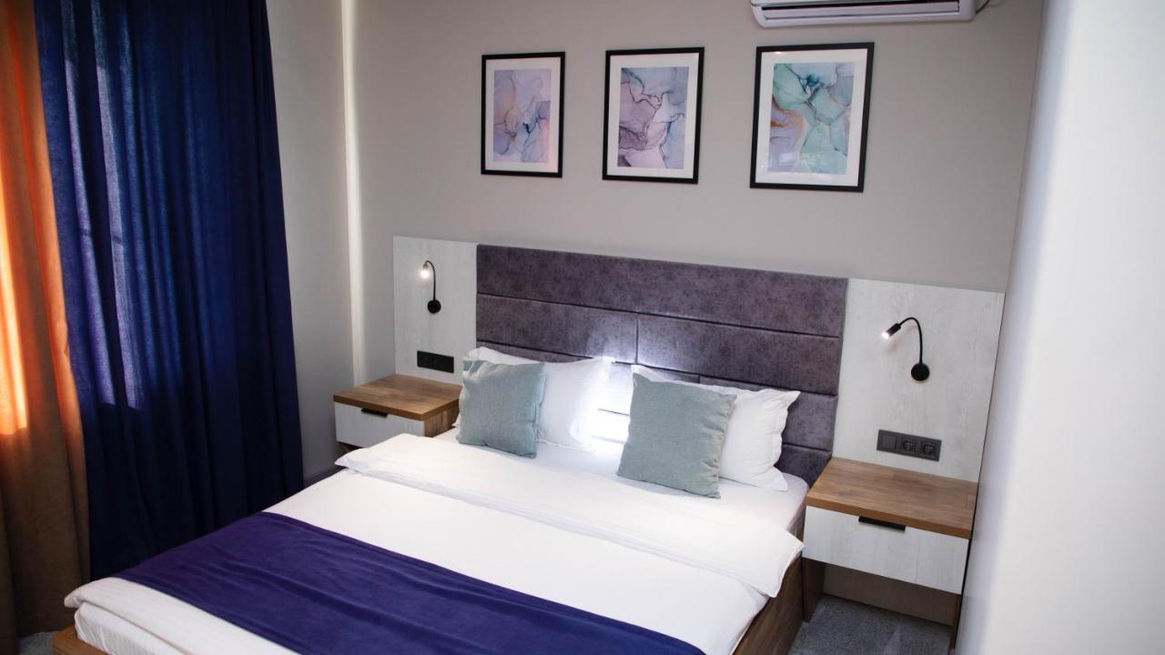 Hotel Zodiac à Atyraū Extérieur photo